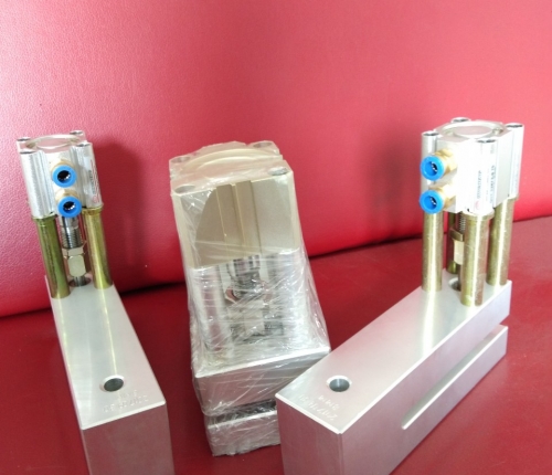 Dụng cụ đục lỗ