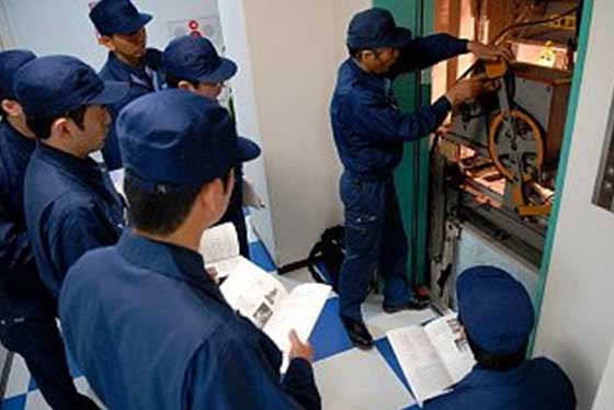 Dịch vụ bảo trì thang máy 24/24