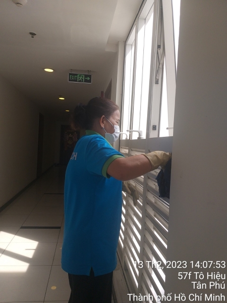 Dịch vụ vệ sinh công nghiệp