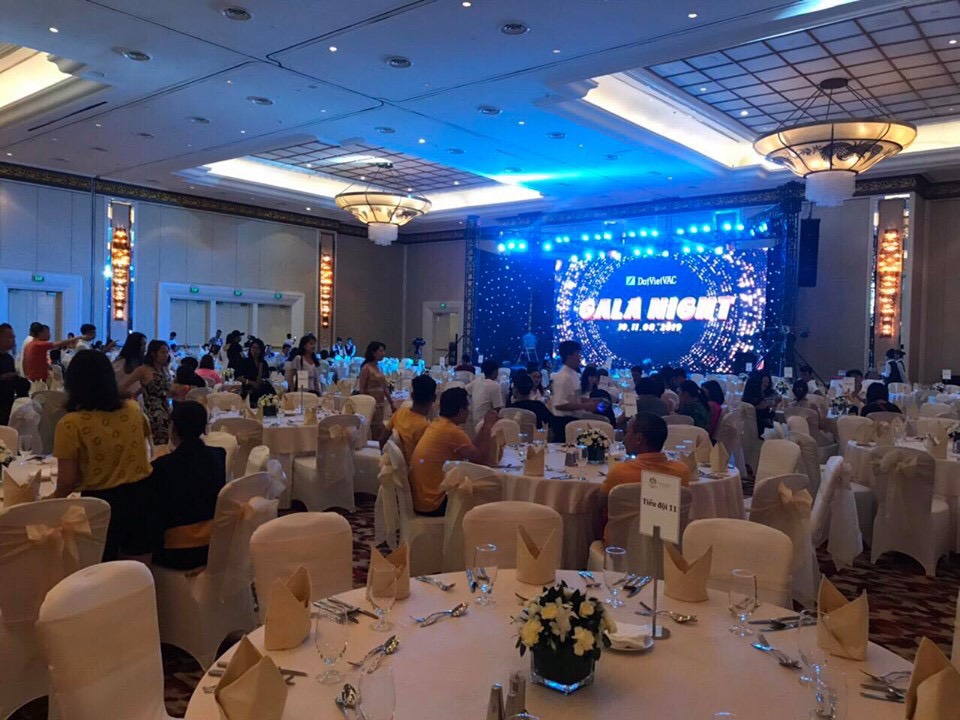 Tổ Chức Sự Kiện