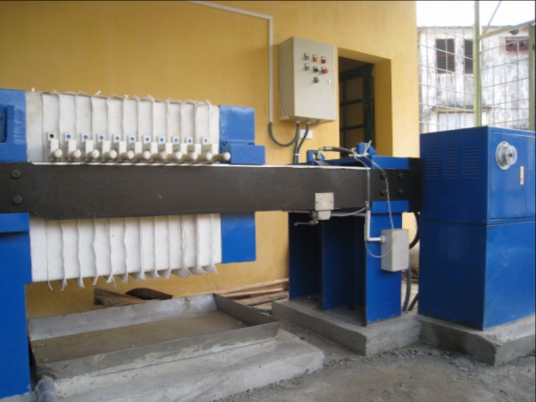Thiết bị xử lý môi trường