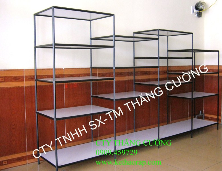 Kệ sắt vuông trưng bày sản phẩm