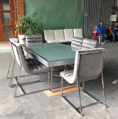 Bàn ghế nội thất