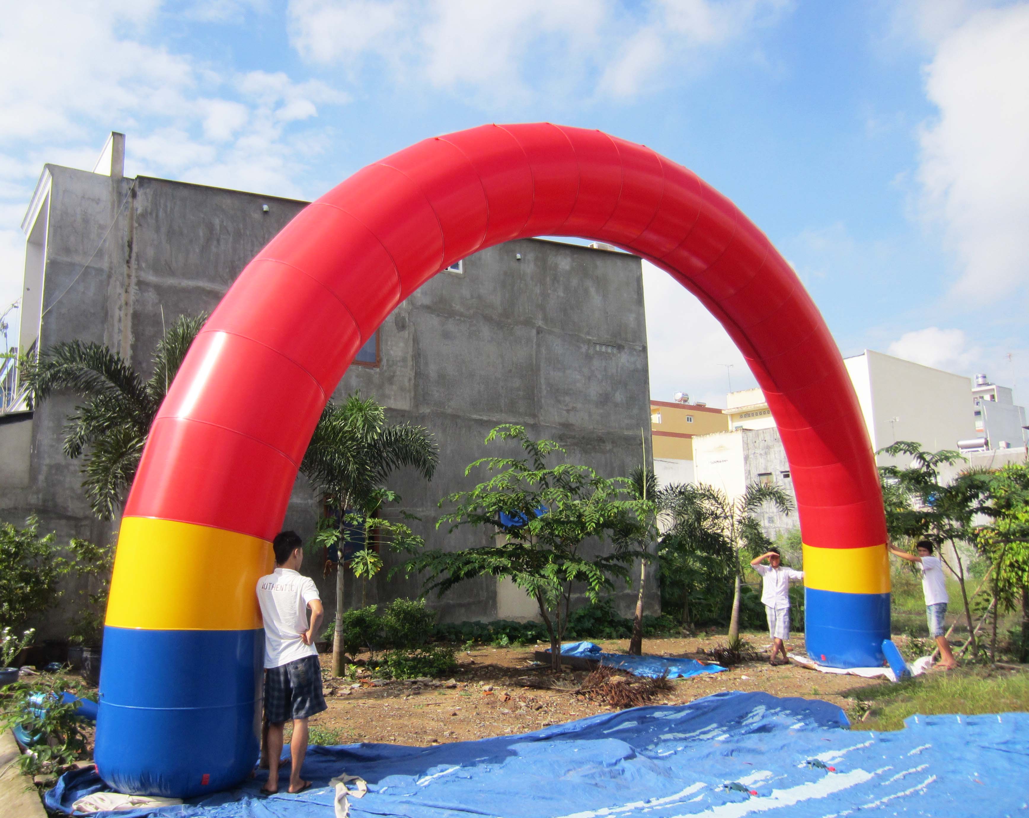 Cổng tròn 10m đôn chân 1m