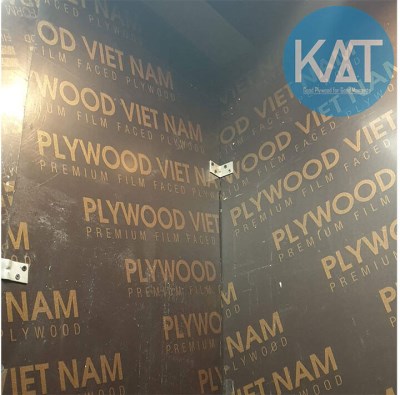 Ván ép phủ phim