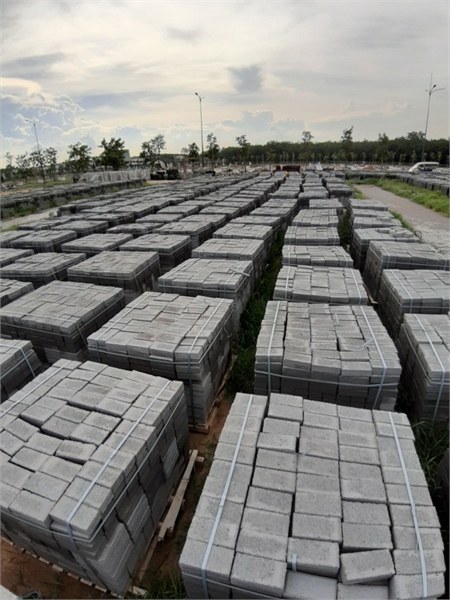 Gạch chữ nhật từ chèn
