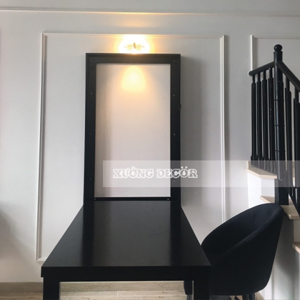 Bàn gấp gọn treo tường chung cư