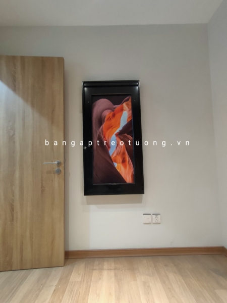 Bàn ăn gấp gọn treo tường