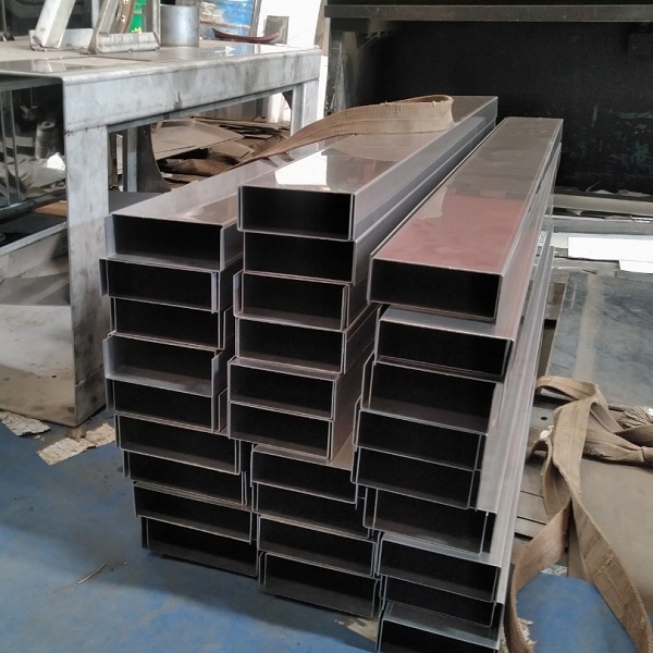 Gấp u inox