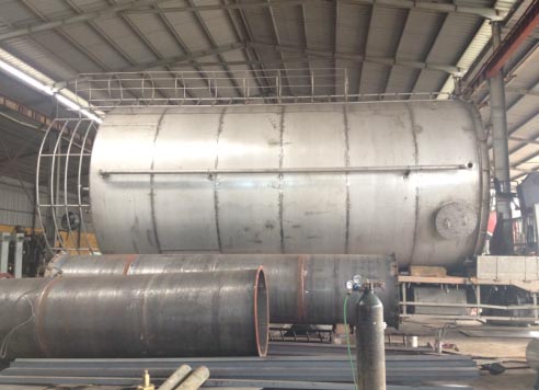 Gia công lắp đặt bồn chứa áp lực