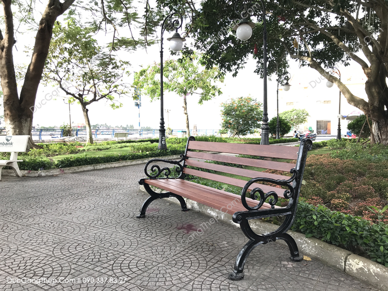Ghế công viên bằng gang đúc