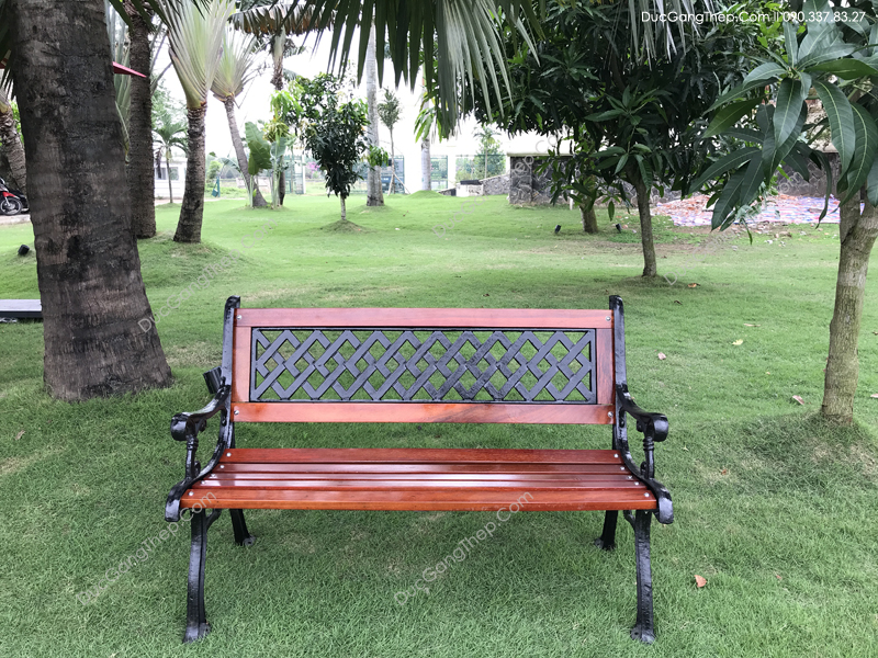 Ghế công viên bằng gang đúc