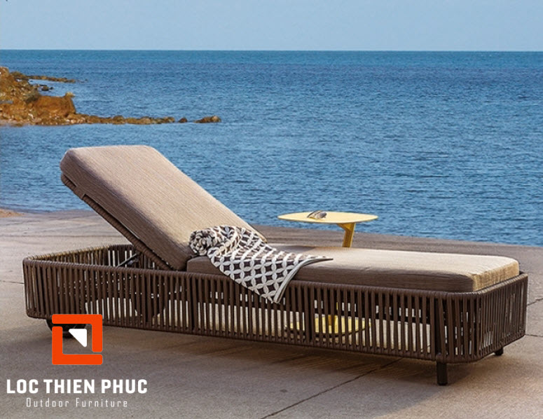 Ghế hồ bơi LTP1024