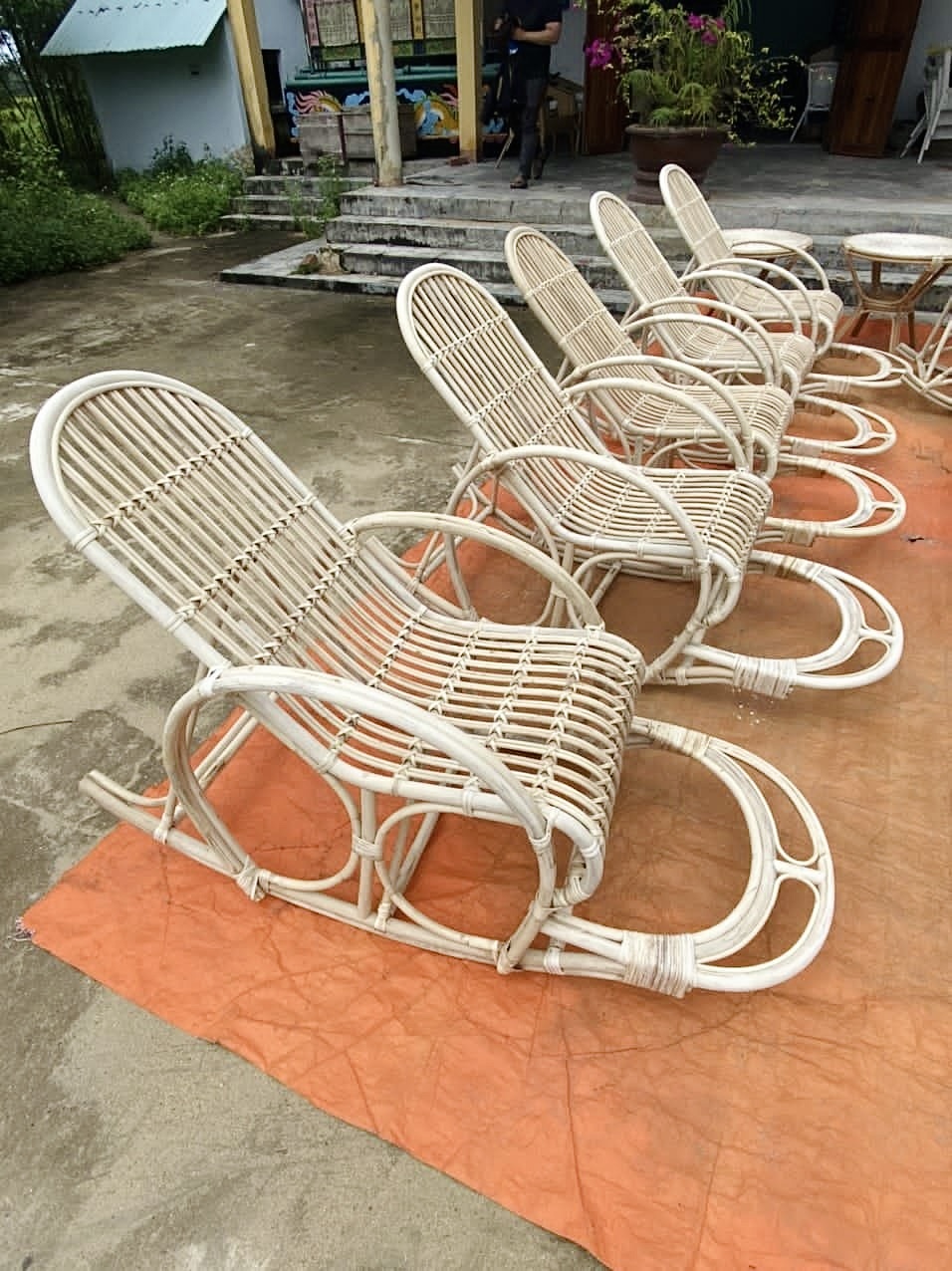 Ghế mây bập bênh