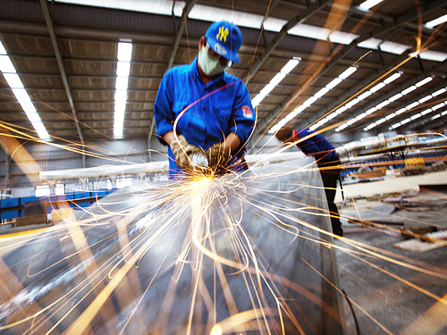 Gia công kim loại tấm