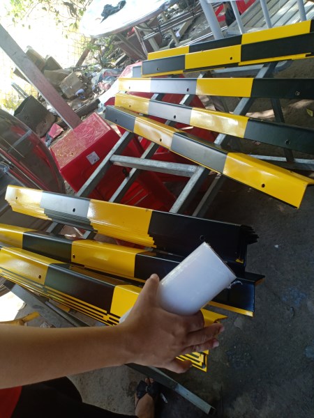 Gia công sơn tĩnh điện
