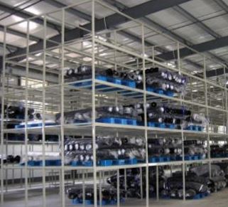 Giá kho để cuộn vải