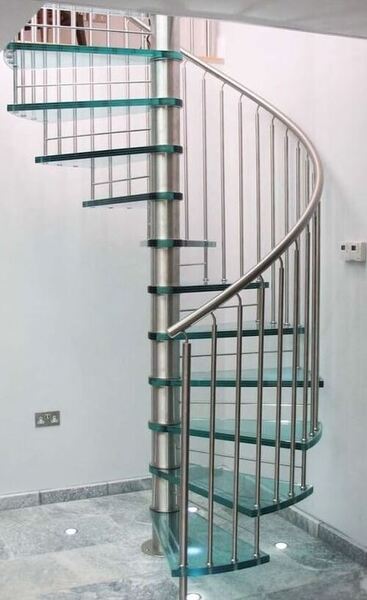 Gia công cầu thang inox