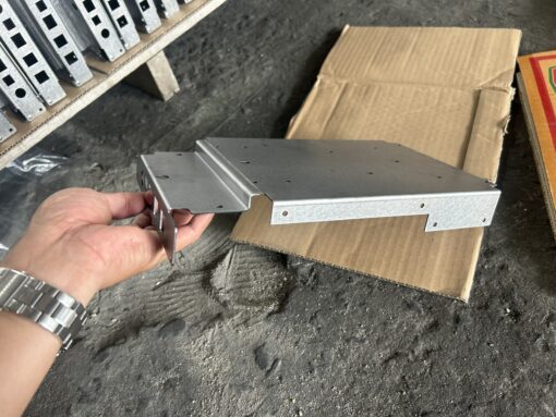 Gia công chấn gấp thép mạ kẽm