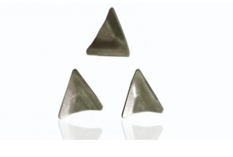 Gia công dập linh kiện kim loại