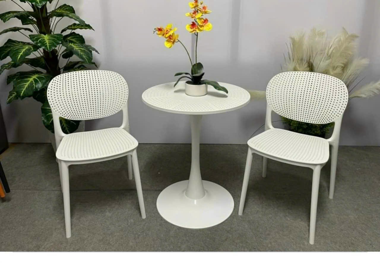 Gia công ghế nhựa