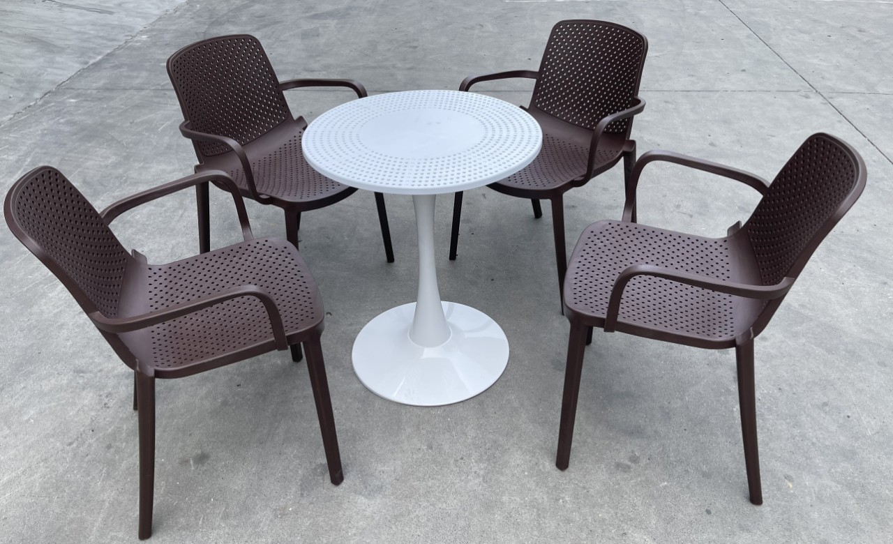 Gia công ghế nhựa