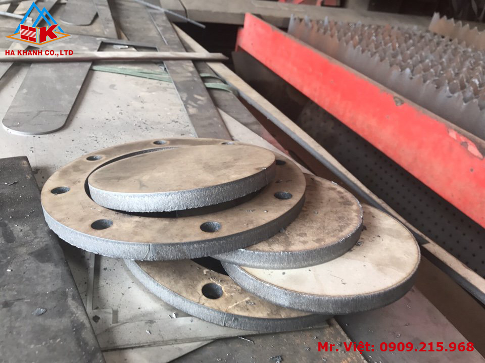 Gia công inox cắt laser