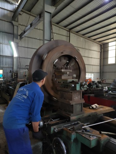 Gia công mặt bích