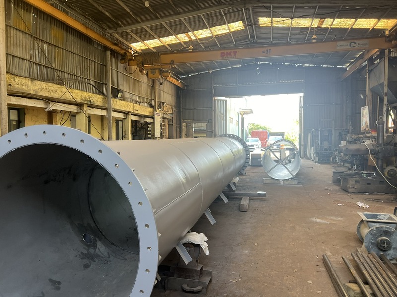 Gia công và lắp đặt ống khói bằng thép
