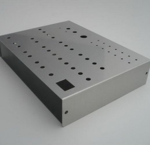 Gia công vỏ hộp kim loại