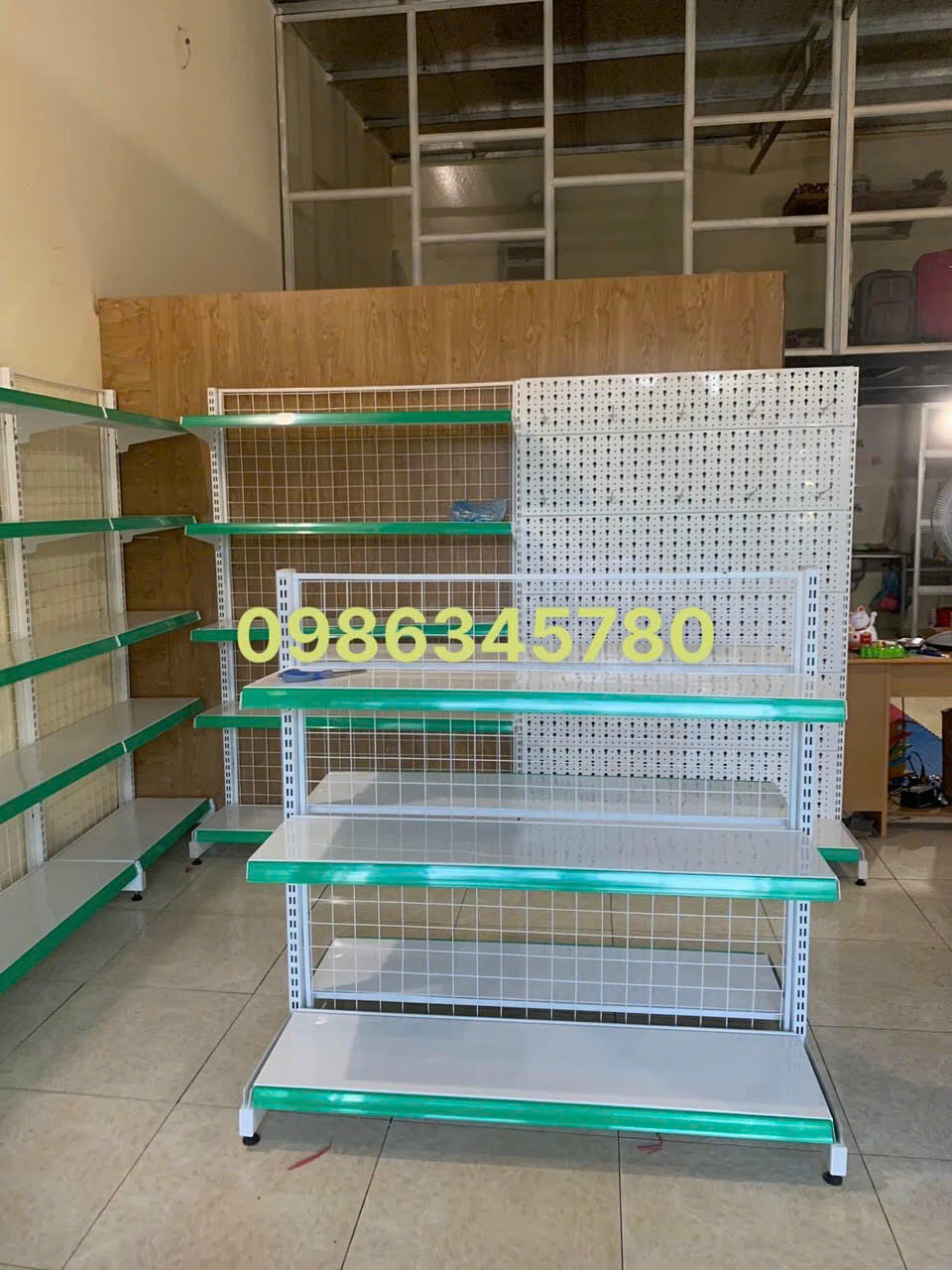 Giá kệ để hàng