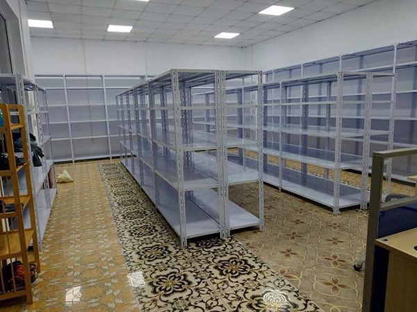 Giá kệ để hàng