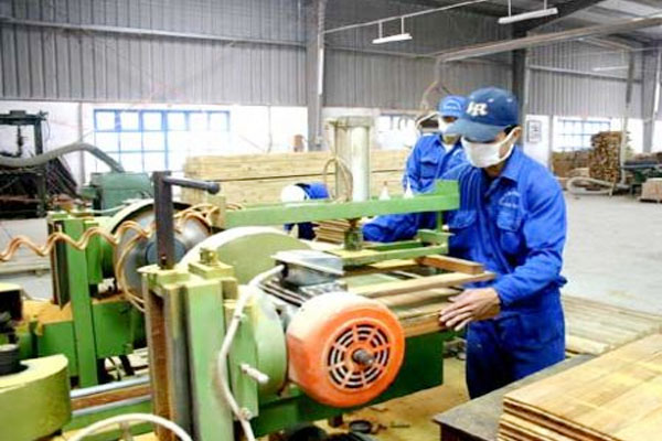 gia công cưa xẻ gỗ