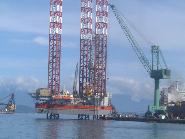 Giàn khoan