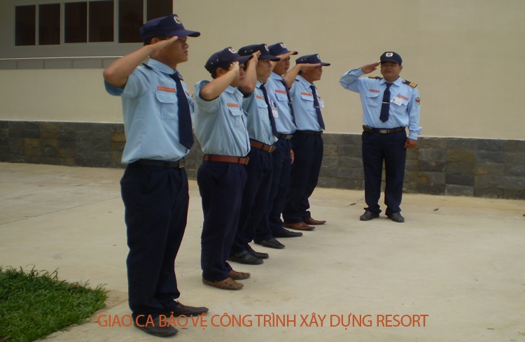 Giáo ca bảo vệ công trình xây dựng