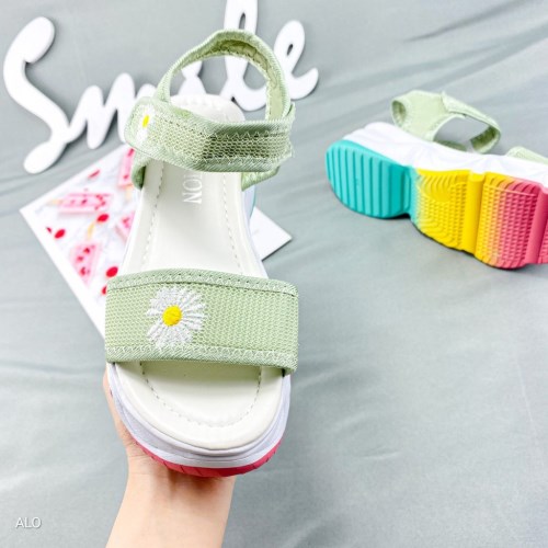 Giày Sandal nữ hoa cúc đế su nhiều màu