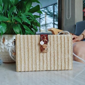 Giỏ, tui xách mây tre đan