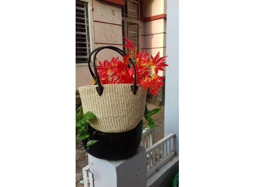 Giỏ lá buông