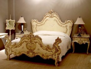 Giường cổ điển châu âu