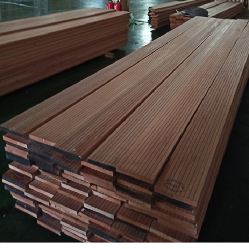 Gỗ Meranti đỏ AA mét tời