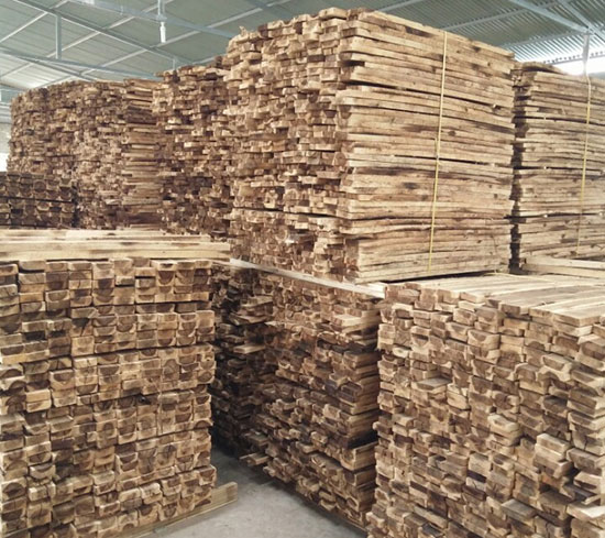 Gỗ tràm cưa, xẻ