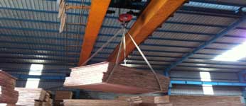 Gỗ ghép veneer được bảo quản tại kho