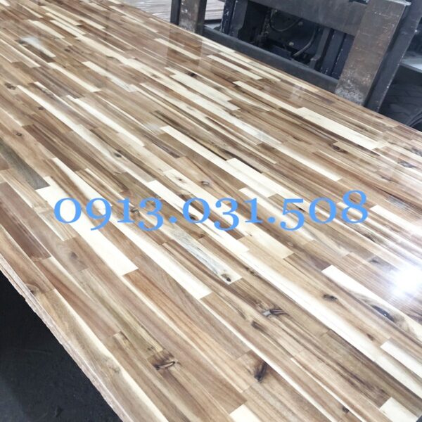Gỗ ghép phủ keo bóng