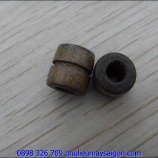 Nút áo bằng gỗ