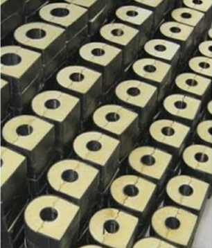 Gối đỡ Foam đế vuông có roan