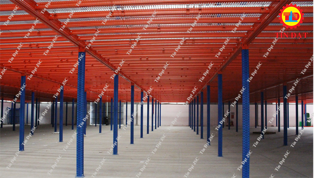 Mezzanine floor grating