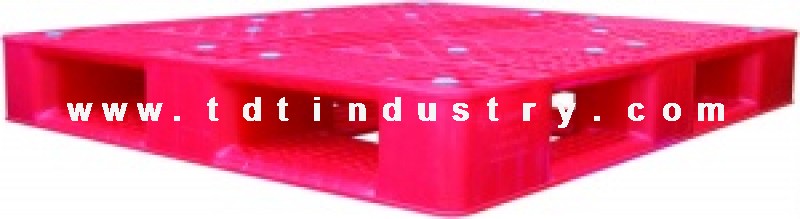 Pallet nhựa mới