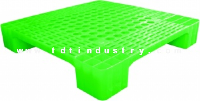 Pallet nhựa mới