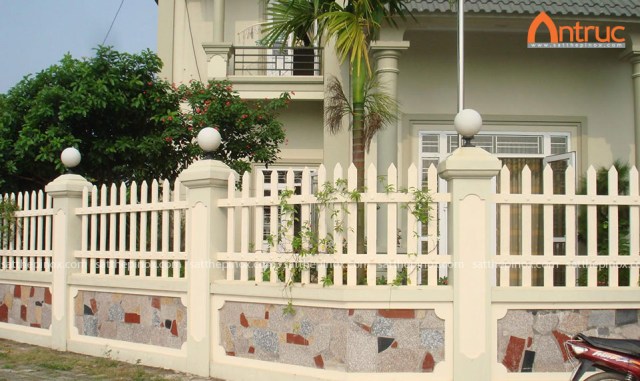 Hàng rào sắt hộp