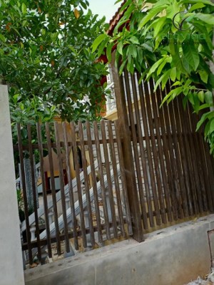 Hàng rào nhà